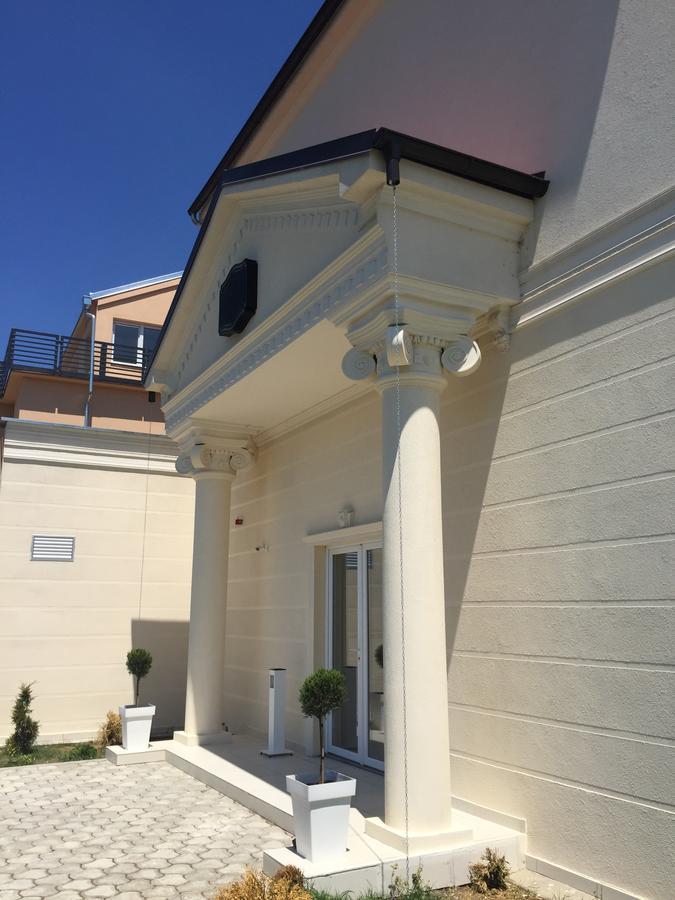 Villa Palace Novi Sad Dış mekan fotoğraf